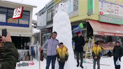 M­ü­ş­t­e­r­i­ ­o­l­m­a­y­ı­n­c­a­ ­e­s­n­a­f­ ­3­ ­m­e­t­r­e­l­i­k­ ­k­a­r­d­a­n­ ­a­d­a­m­ ­y­a­p­t­ı­